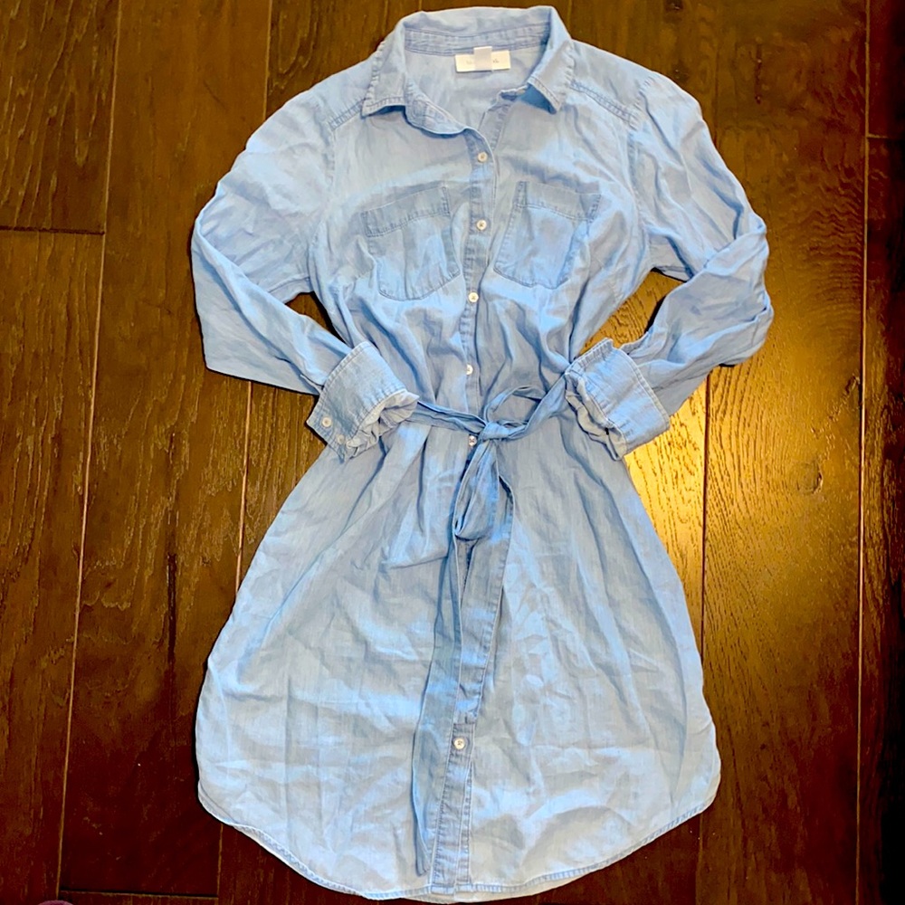 Motherhood maternity light blue dress